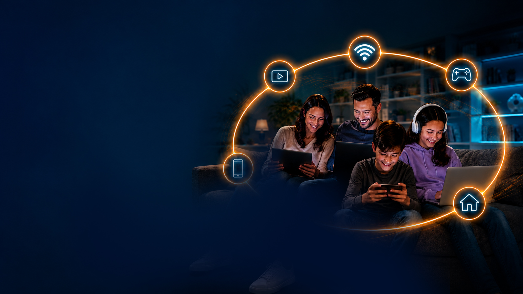 Família conectada com internet fibra óptica da Triunfo